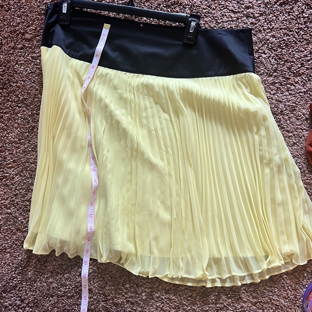 Work/Church skirt - Picture 3 of 4